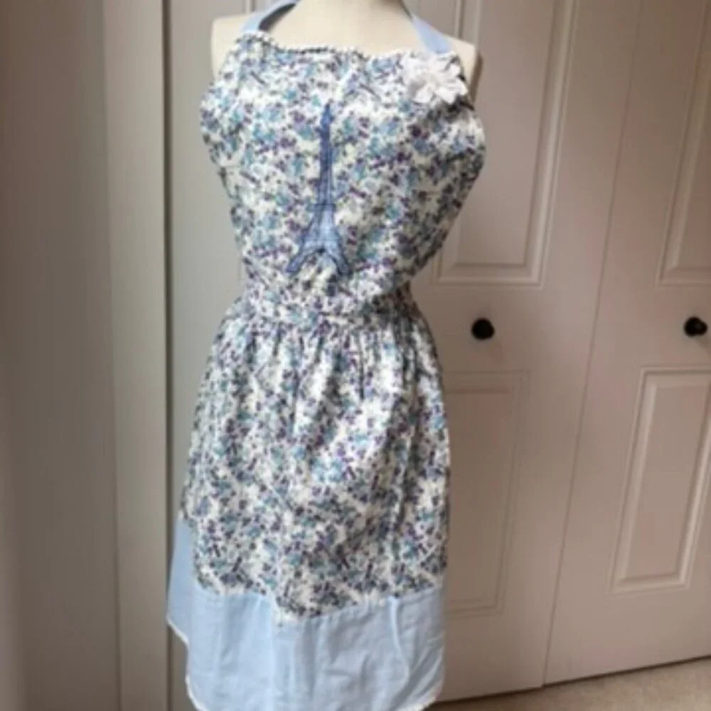 Sur La Table floral Eiffel Tower apron